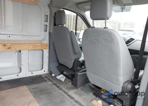 2015 Ford Transit-250 z USA, uszkodzony, nr VIN 1FTNR1ZM3FKB07385